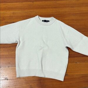 Zara Off-White Knit Sweater. Size 8-9